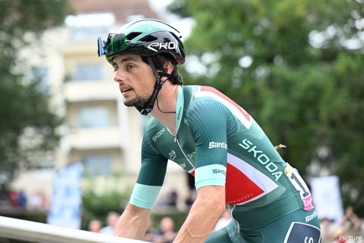 Ag2r la mondiale 2025 jersey